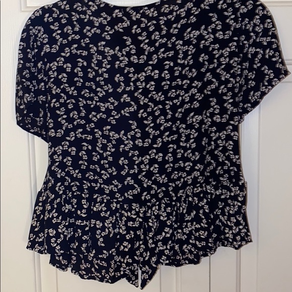 PacSun Tie Top - NEVER WORN - Picture 3 of 3